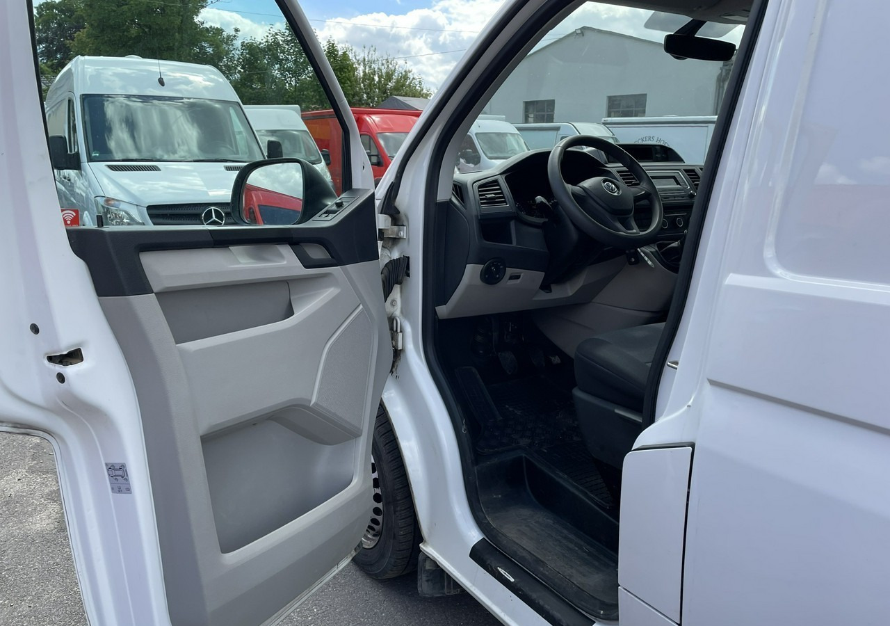 Volkswagen Transporter Volkswagen Transporter T6 Long 2.0-150KM 4X4 Klima Model 2018 līzingu Volkswagen Transporter Volkswagen Transporter T6 Long 2.0-150KM 4X4 Klima Model 2018: foto 11