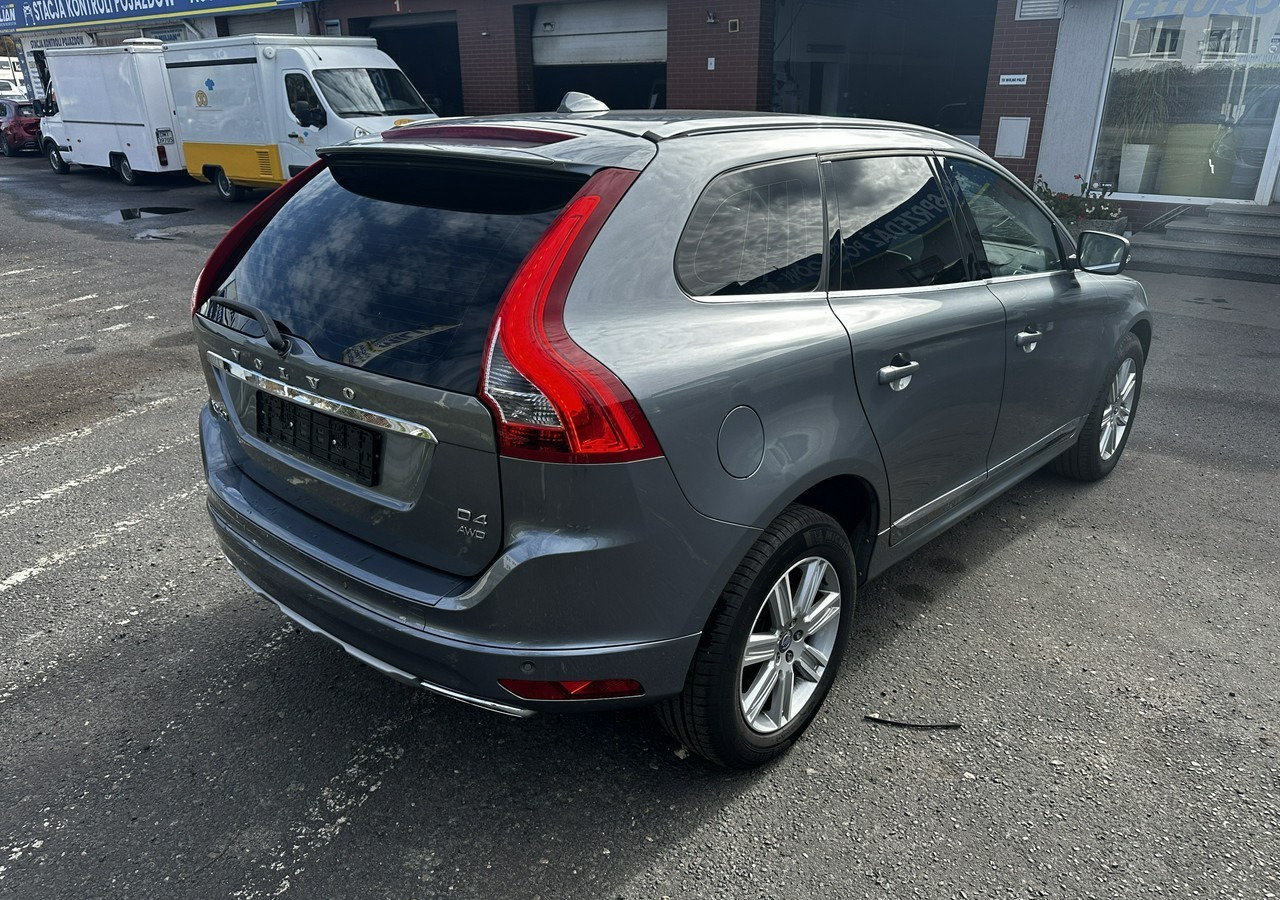 Volvo XC60 I Volvo XC 60 D4AWD Bogate wyposażenie 2017 - SUV: foto 3 Volvo XC60 I Volvo XC 60 D4AWD Bogate wyposażenie 2017 - SUV: foto 3