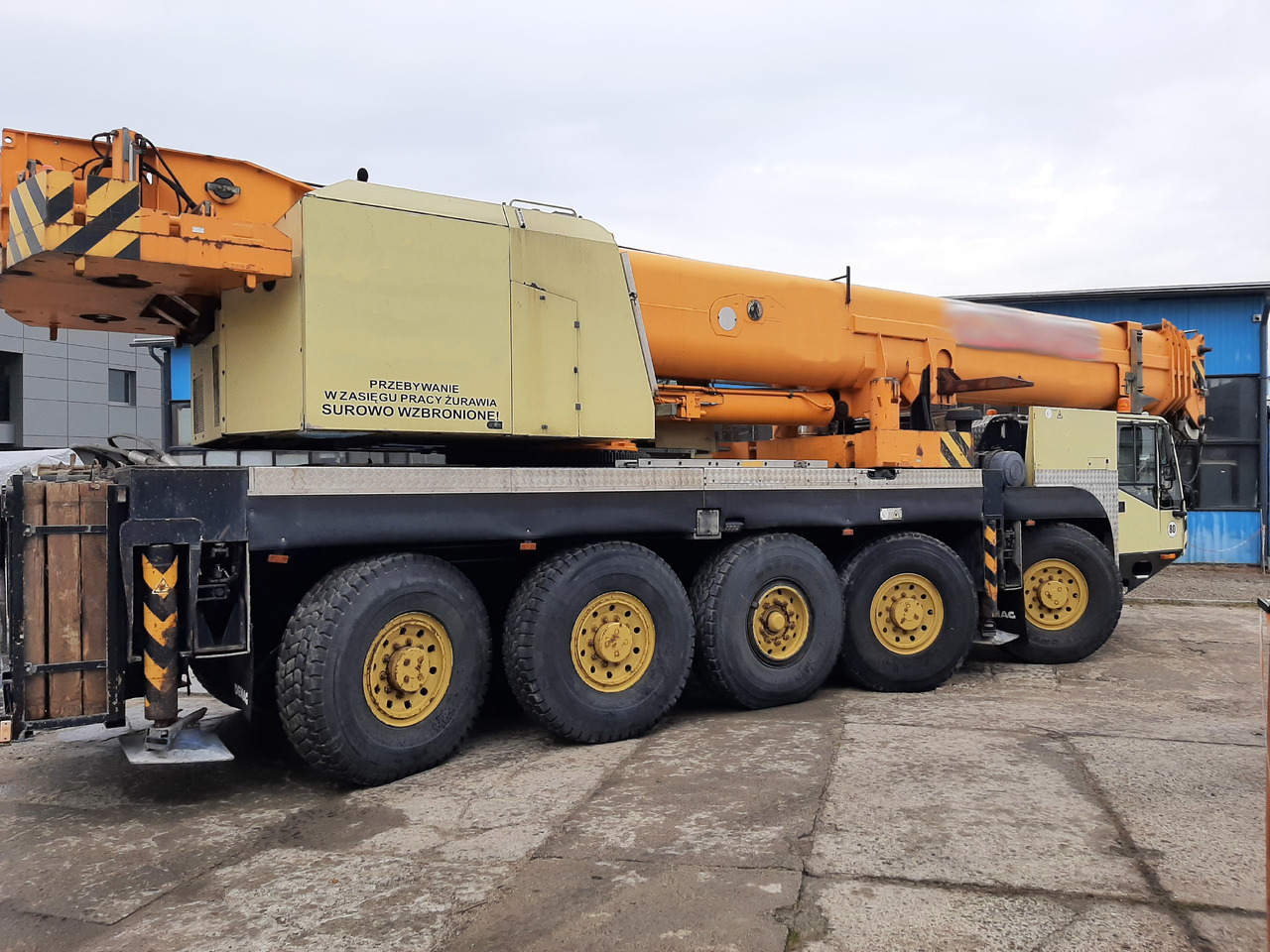 TEREX DEMAG AC100 - Autoceltnis: foto 1 TEREX DEMAG AC100 - Autoceltnis: foto 1