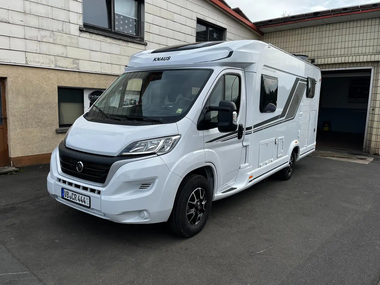 Knaus VAN TI 650 MEG VANSATION - Daļēji integrētais kemperis: foto 2 Knaus VAN TI 650 MEG VANSATION - Daļēji integrētais kemperis: foto 2