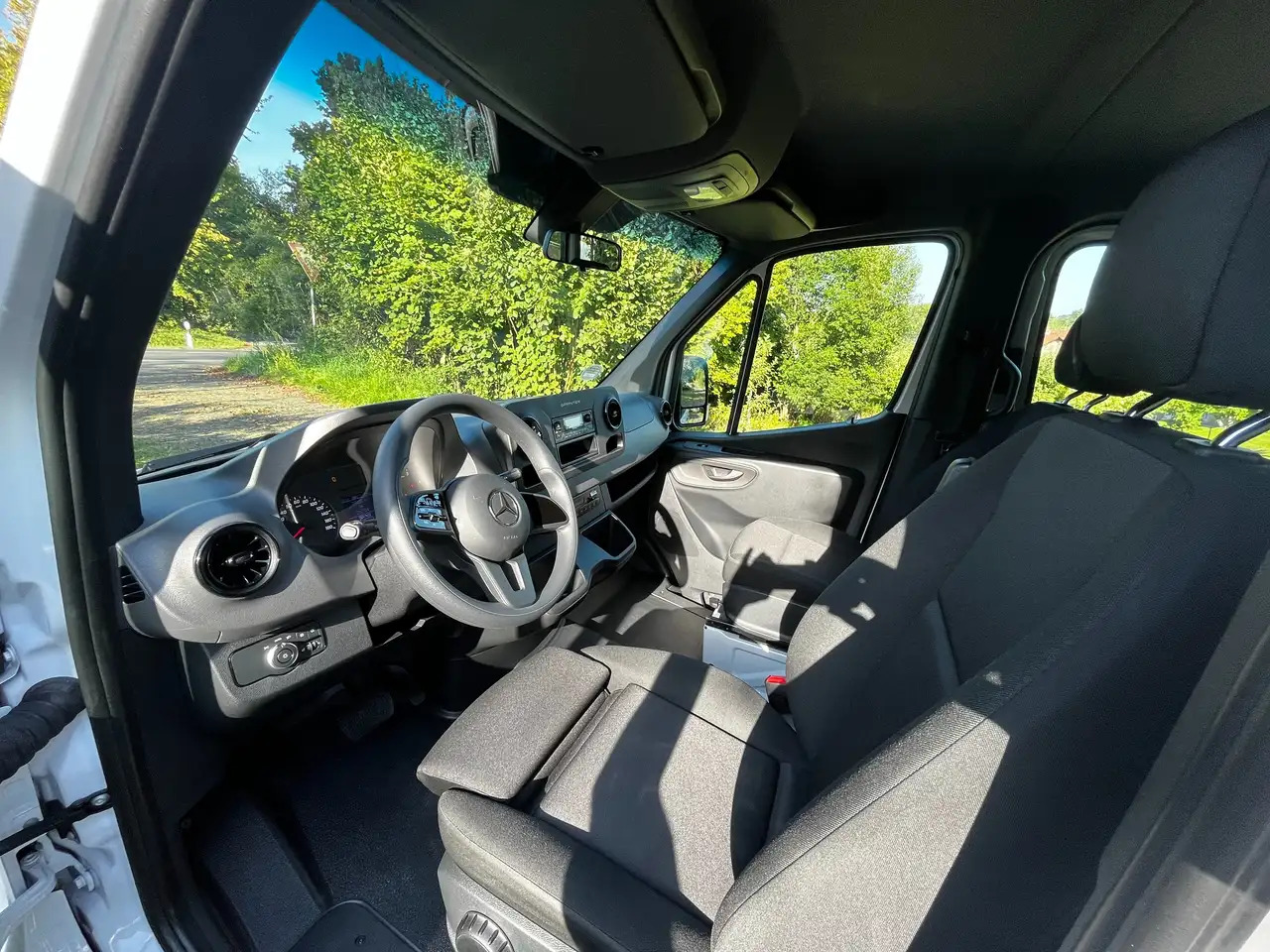 Jaunā Pasažieru furgons, Kravas-pasažieru furgons Mercedes-Benz Sprinter KOMBI TOURER DACHKLIMA 9-SITZE: foto 15