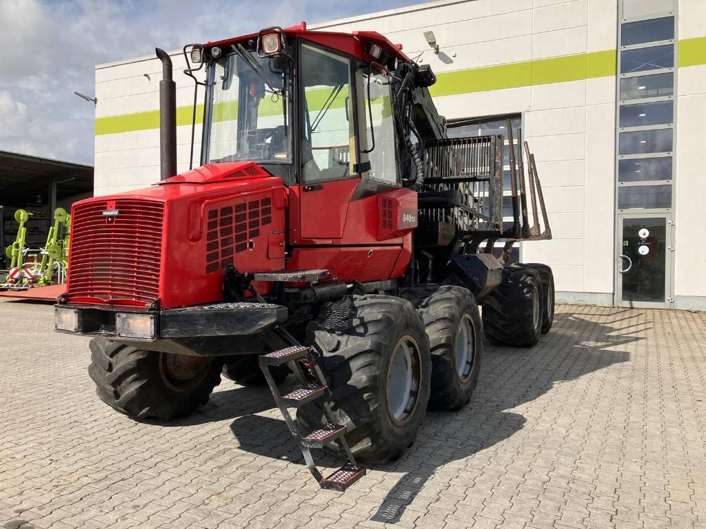Komatsu 840TX - Forvarders: foto 1 Komatsu 840TX - Forvarders: foto 1