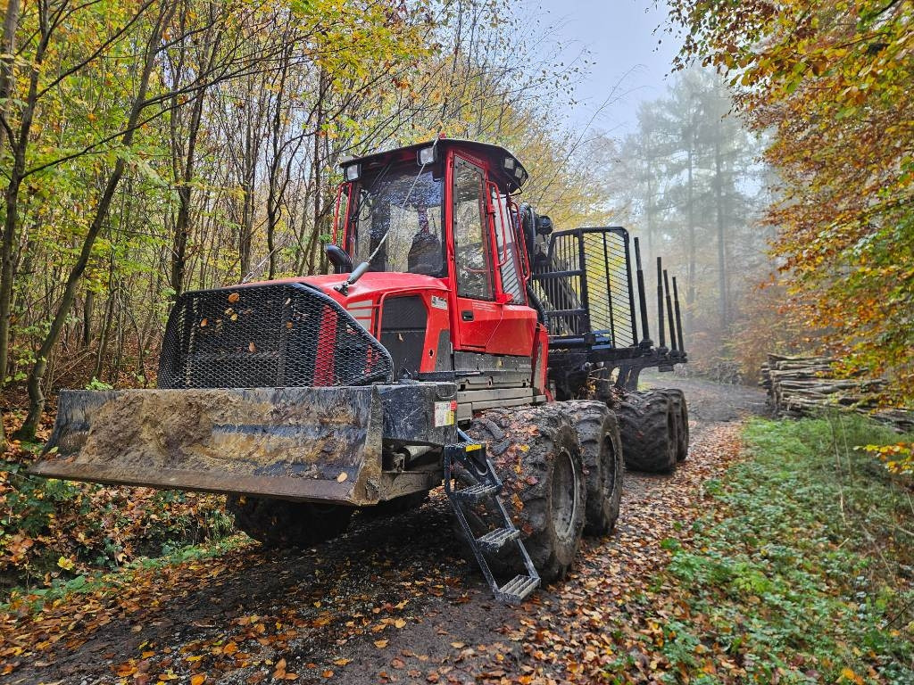 Komatsu 875 - Forvarders: foto 1 Komatsu 875 - Forvarders: foto 1
