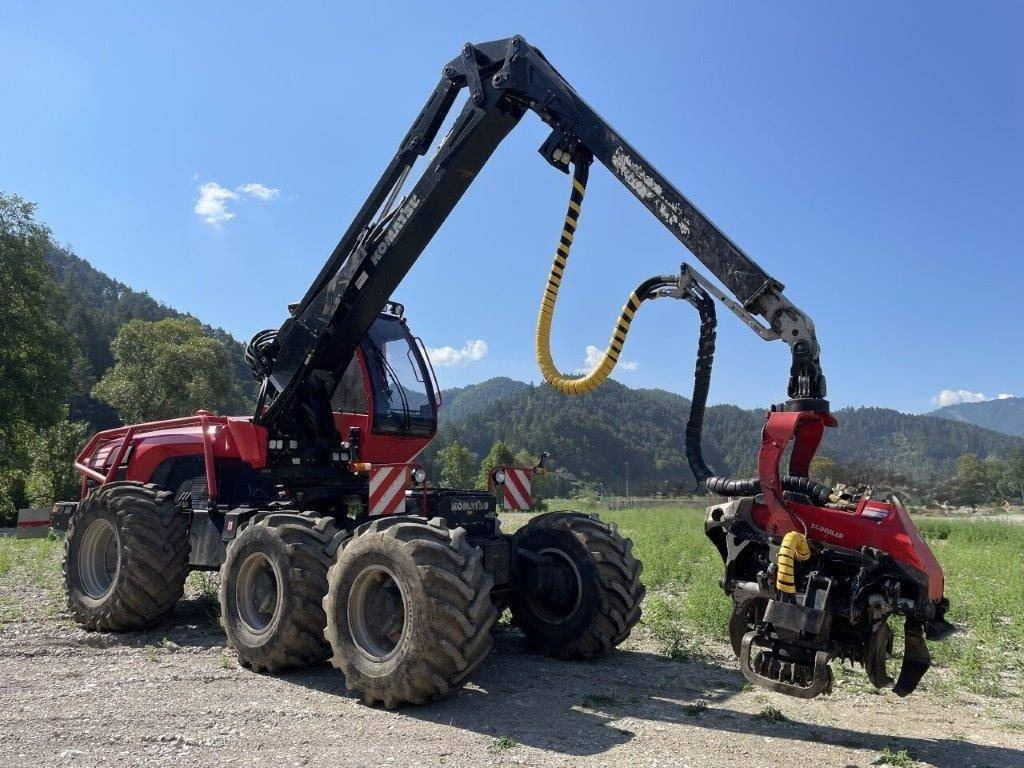 Komatsu 951 - Harvesters: foto 1 Komatsu 951 - Harvesters: foto 1