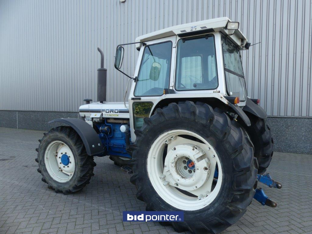 Ford 7810 Silver Jubilee - Traktors: foto 3 Ford 7810 Silver Jubilee - Traktors: foto 3