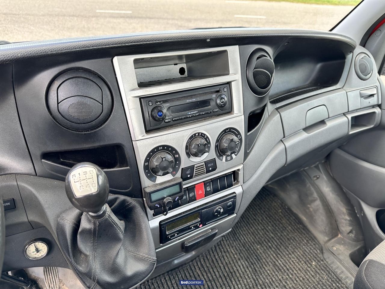 Iveco Daily 40C18 - BE vilcējs: foto 5 Iveco Daily 40C18 - BE vilcējs: foto 5