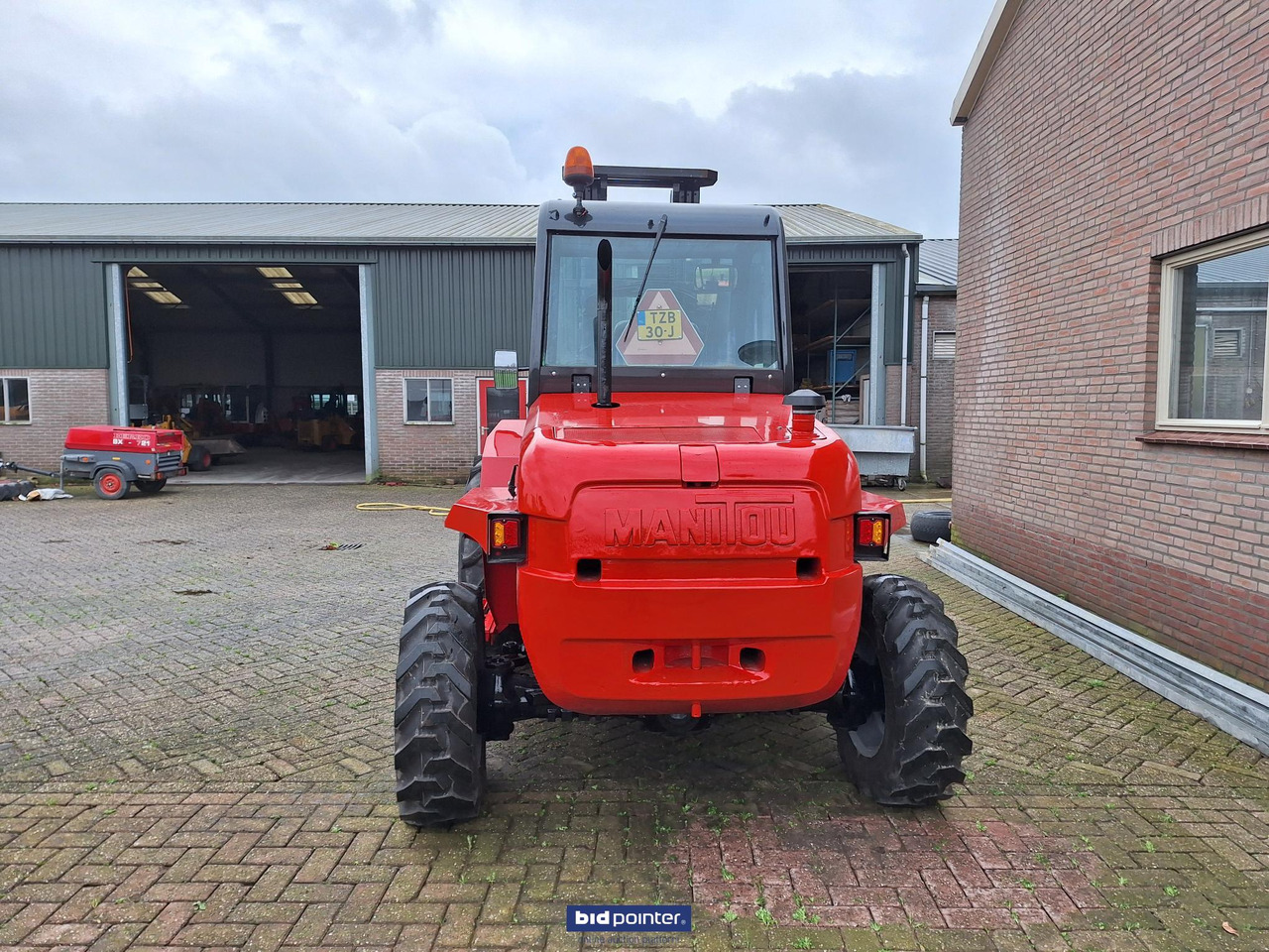 Manitou 30-4 4x4 - Dīzeļiekrāvējs: foto 4 Manitou 30-4 4x4 - Dīzeļiekrāvējs: foto 4