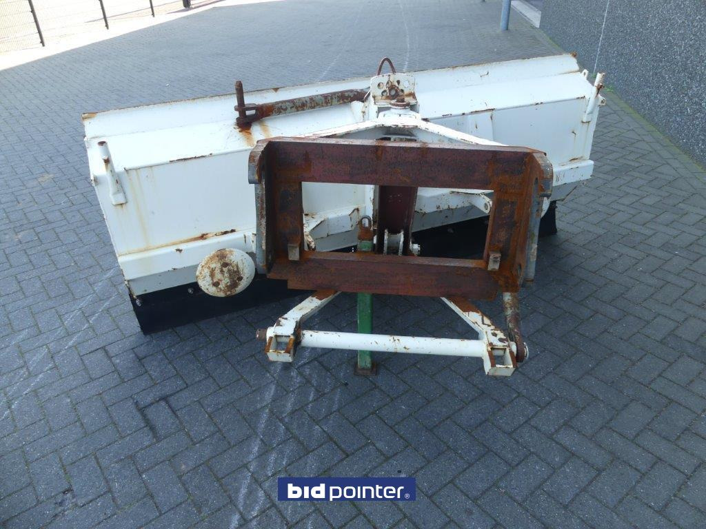 Snow blade - Sniega arkls - Komunālā/ Specializētā tehnika: foto 5 Snow blade - Sniega arkls - Komunālā/ Specializētā tehnika: foto 5