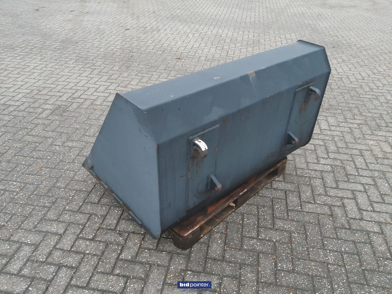 Volumebak shovel traktor - Iekrāvēja kauss: foto 2 Volumebak shovel traktor - Iekrāvēja kauss: foto 2