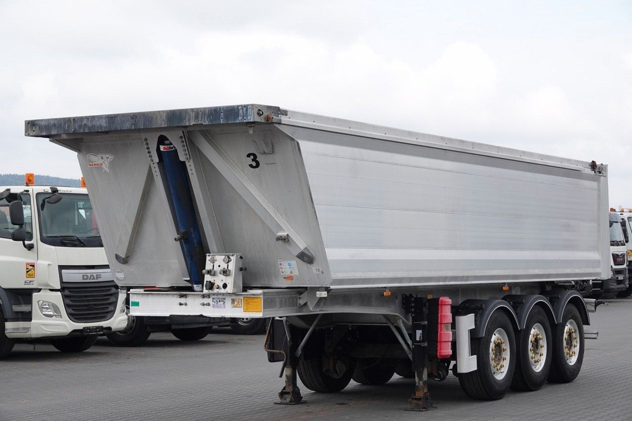 Benalu WYWROTKA / 25 m3 / ALUMINIOWA / OŚ PODNOSZONA / - Puspiekabe pašizgāzējs: foto 1 Benalu WYWROTKA / 25 m3 / ALUMINIOWA / OŚ PODNOSZONA / - Puspiekabe pašizgāzējs: foto 1