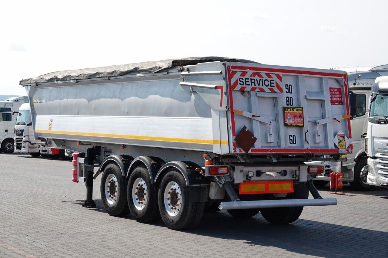 Benalu WYWROTKA 27 m3 / ALUMINIOWA / HYDRAULICZNA KLAPA - Puspiekabe pašizgāzējs: foto 4 Benalu WYWROTKA 27 m3 / ALUMINIOWA / HYDRAULICZNA KLAPA - Puspiekabe pašizgāzējs: foto 4