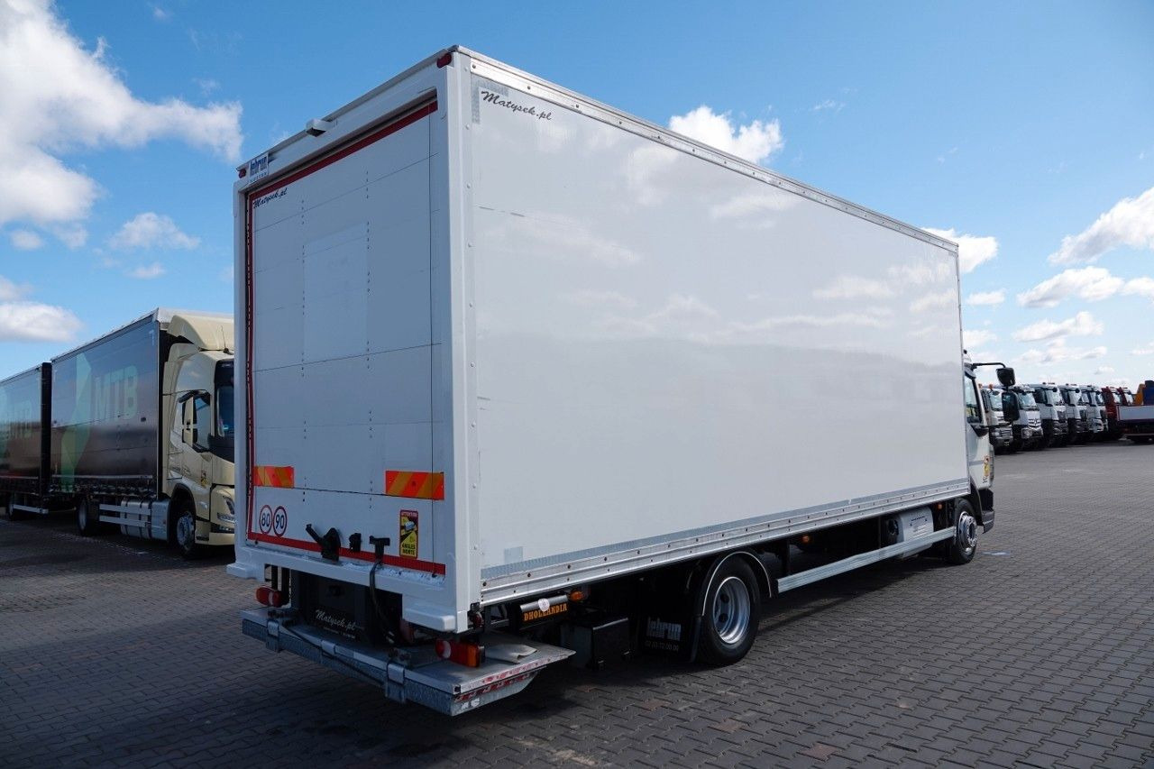 DAF LF 210 / KONTENER - 7 M / SOLÓWKA / WINDA DHOLLA - Kravas automašīna ar slēgto virsbūvi: foto 3 DAF LF 210 / KONTENER - 7 M / SOLÓWKA / WINDA DHOLLA - Kravas automašīna ar slēgto virsbūvi: foto 3