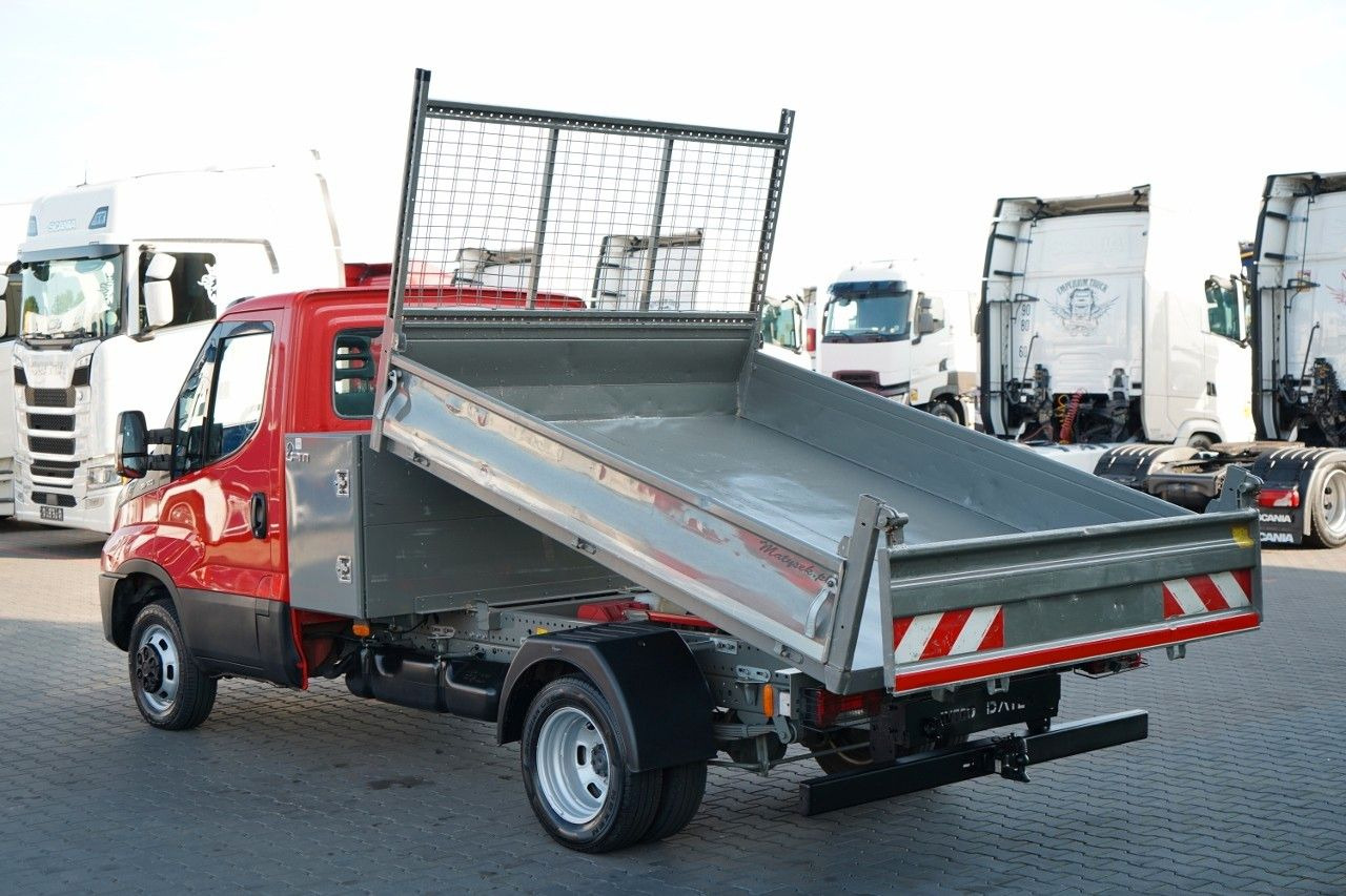 Iveco DAILY 35C12D / - Komercauto pašizgāzējs: foto 4 Iveco DAILY 35C12D / - Komercauto pašizgāzējs: foto 4