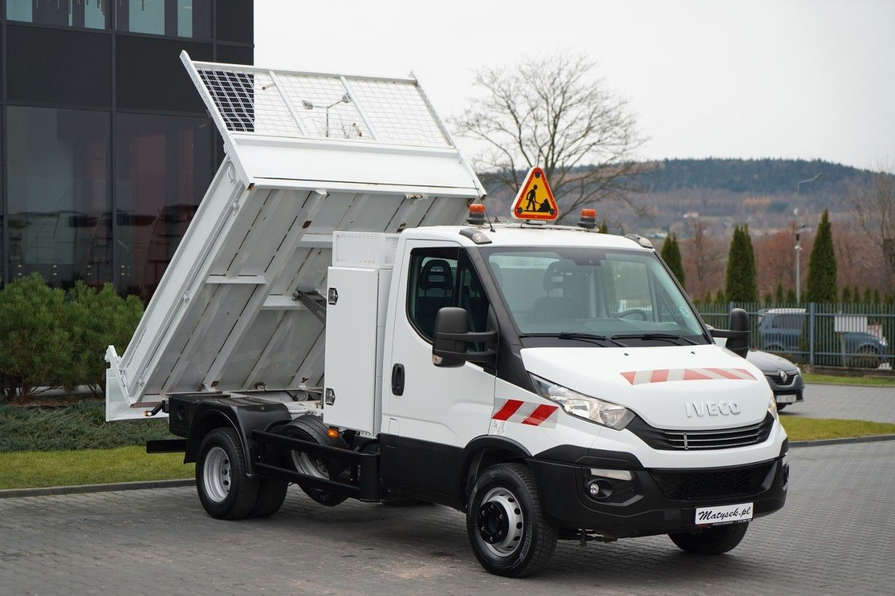 Iveco DAILY 70-180 / WYWROTKA TYLNOZSYPOWA / DMC 7 TON - Komercauto pašizgāzējs: foto 4 Iveco DAILY 70-180 / WYWROTKA TYLNOZSYPOWA / DMC 7 TON - Komercauto pašizgāzējs: foto 4