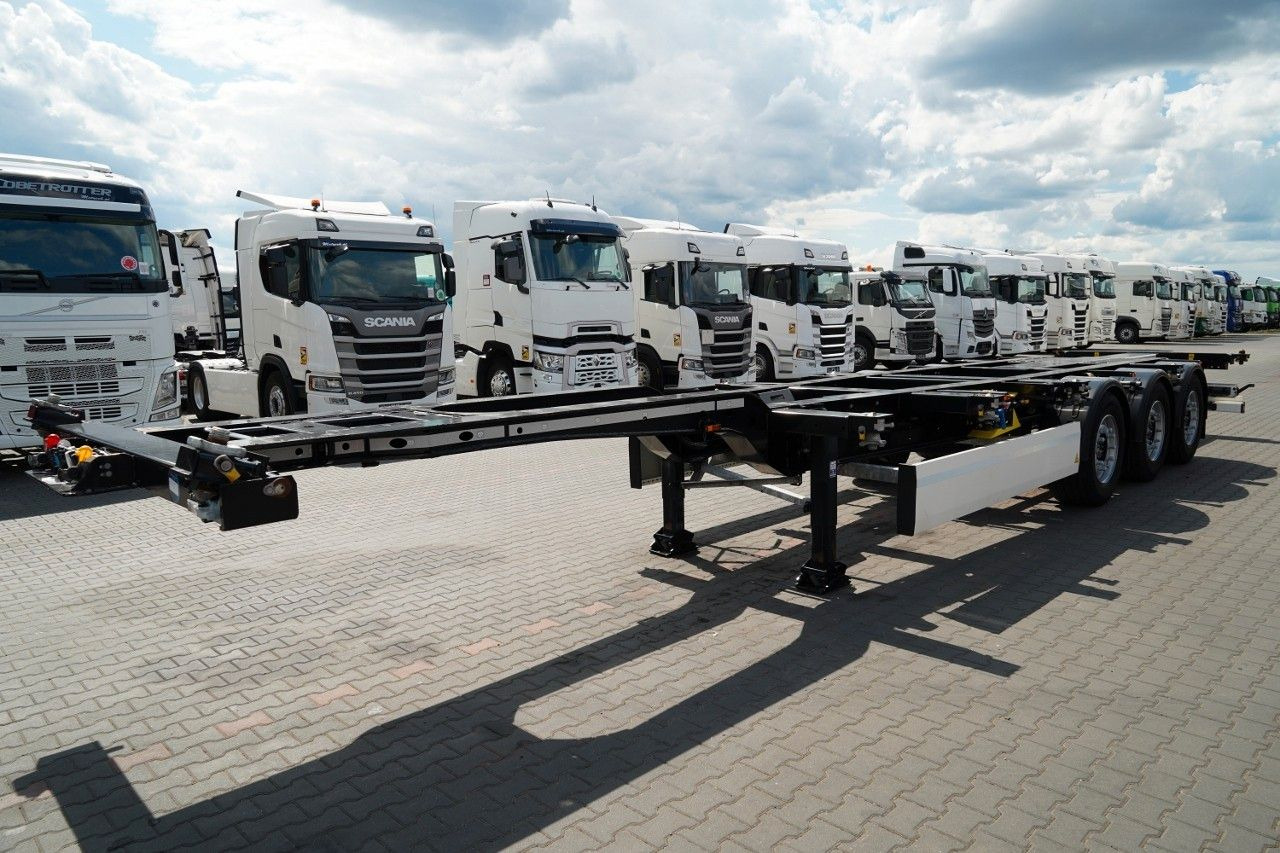 Krone / NACZEPA PODKONTENEROWA / UNIWERSALNA / 2023 RO - Puspiekabe noņemamā virsbūve/ Konteineru vedējs: foto 3 Krone / NACZEPA PODKONTENEROWA / UNIWERSALNA / 2023 RO - Puspiekabe noņemamā virsbūve/ Konteineru vedējs: foto 3