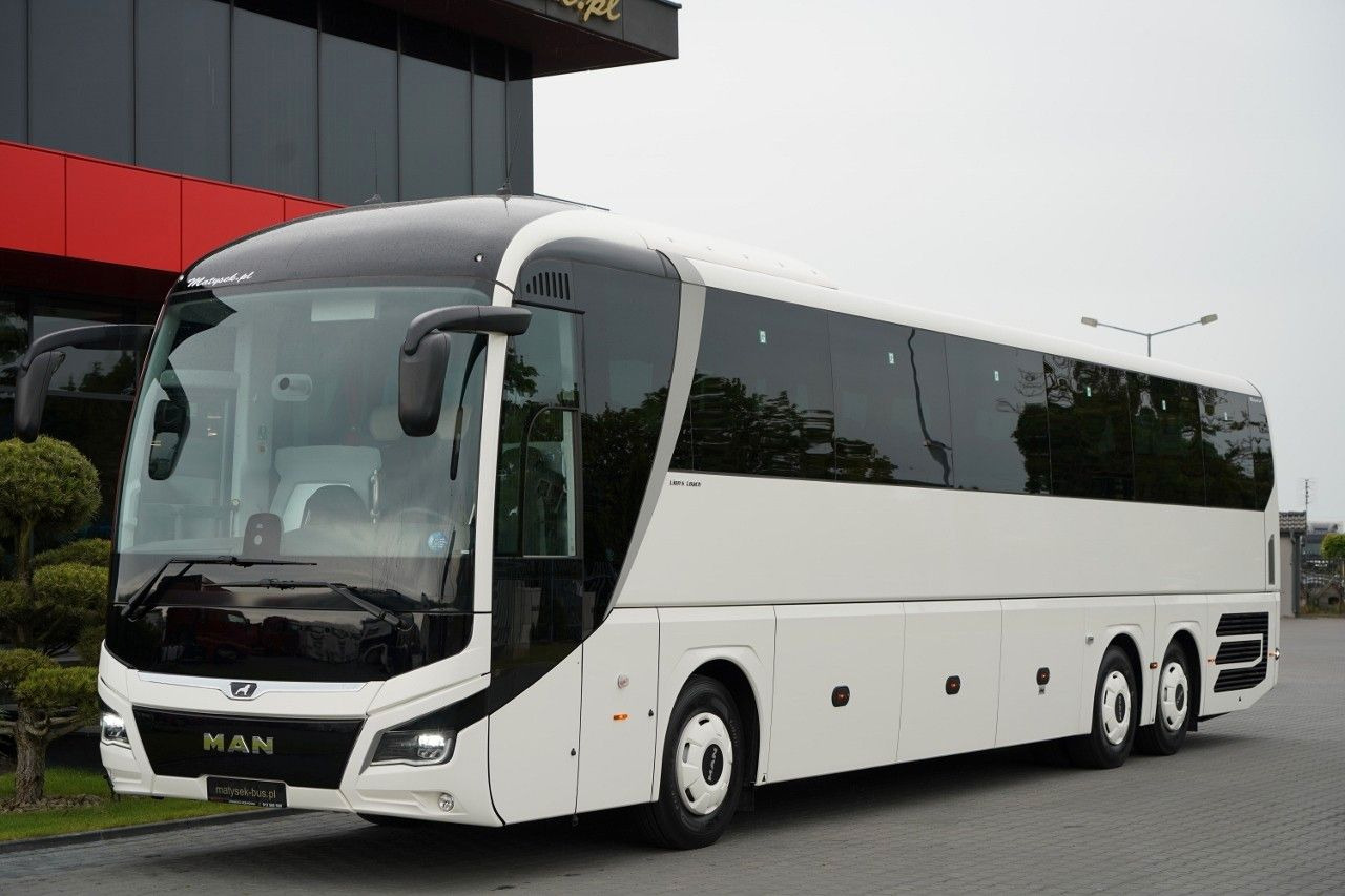 MAN LIONS COACH R08 / EURO 6 / FABRYCZNIE NOWY / DOS - Starppilsētu autobuss: foto 1 MAN LIONS COACH R08 / EURO 6 / FABRYCZNIE NOWY / DOS - Starppilsētu autobuss: foto 1