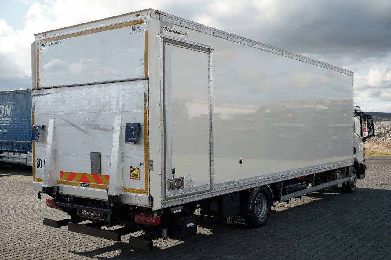 MAN TGL 12.250 / SOLÓWKA / KONTENER 8 M / WINDA / BO - Kravas automašīna ar slēgto virsbūvi: foto 4 MAN TGL 12.250 / SOLÓWKA / KONTENER 8 M / WINDA / BO - Kravas automašīna ar slēgto virsbūvi: foto 4