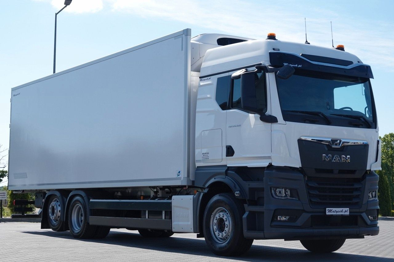 MAN TGX 26.520 / 6x2 / CHŁODNIA -8,6 M / AGREGAT THE - Kravas automašīna ar slēgto virsbūvi: foto 1 MAN TGX 26.520 / 6x2 / CHŁODNIA -8,6 M / AGREGAT THE - Kravas automašīna ar slēgto virsbūvi: foto 1