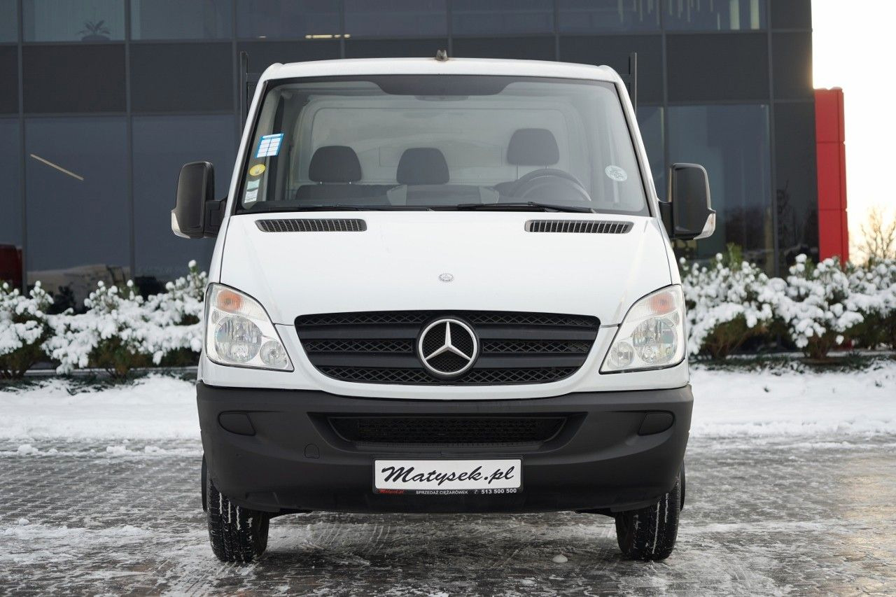 Mercedes-Benz SPRINTER 513 CDI / SKRZYNIOWY 4.4 m / MANUAL / - Furgons ar slēgtā virsbūve: foto 2 Mercedes-Benz SPRINTER 513 CDI / SKRZYNIOWY 4.4 m / MANUAL / - Furgons ar slēgtā virsbūve: foto 2