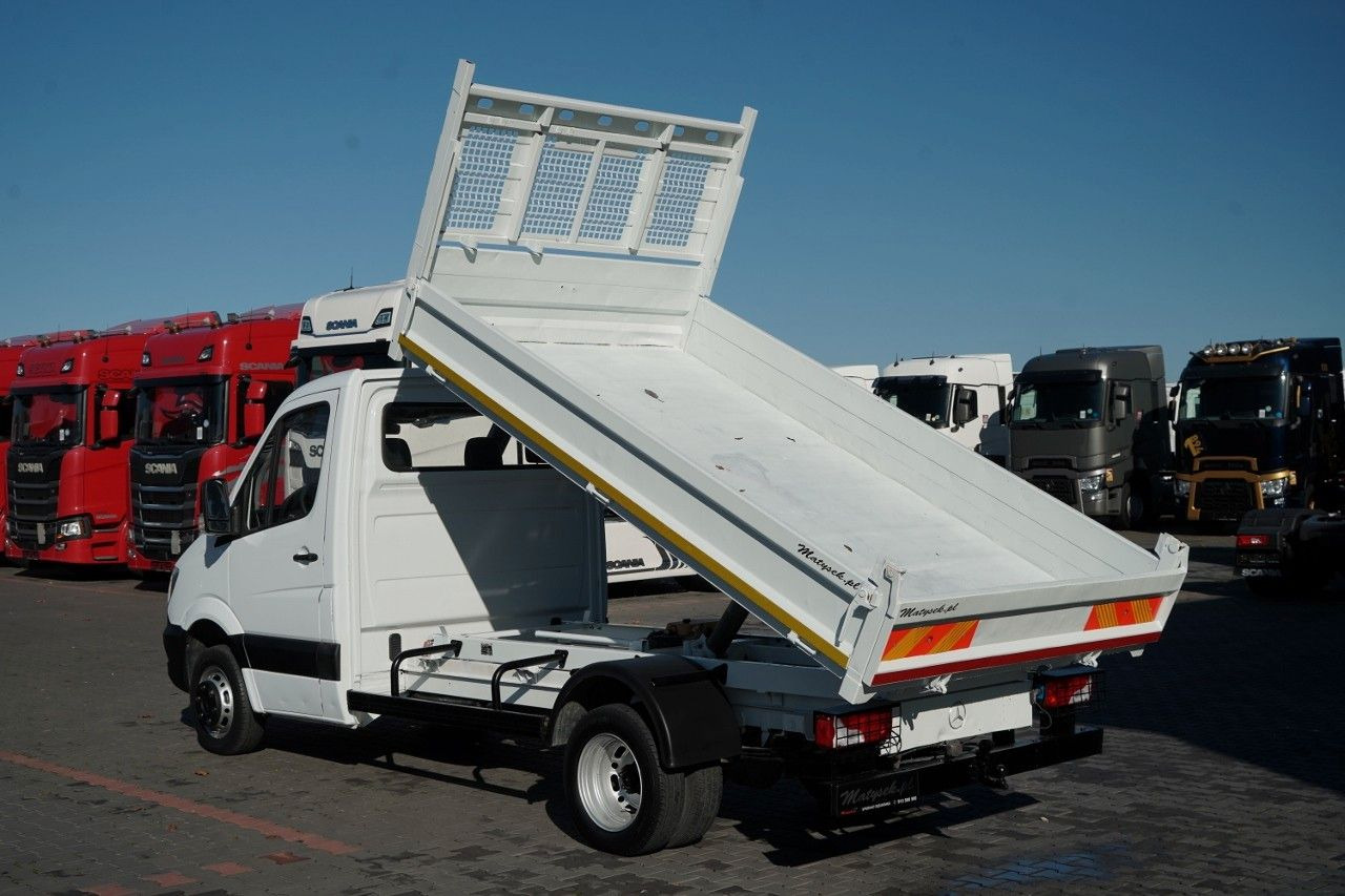 Mercedes-Benz SPRINTER / WYWROTKA - 3,5M / BLIŹNIAK / MANUAL / - Komercauto pašizgāzējs: foto 4 Mercedes-Benz SPRINTER / WYWROTKA - 3,5M / BLIŹNIAK / MANUAL / - Komercauto pašizgāzējs: foto 4