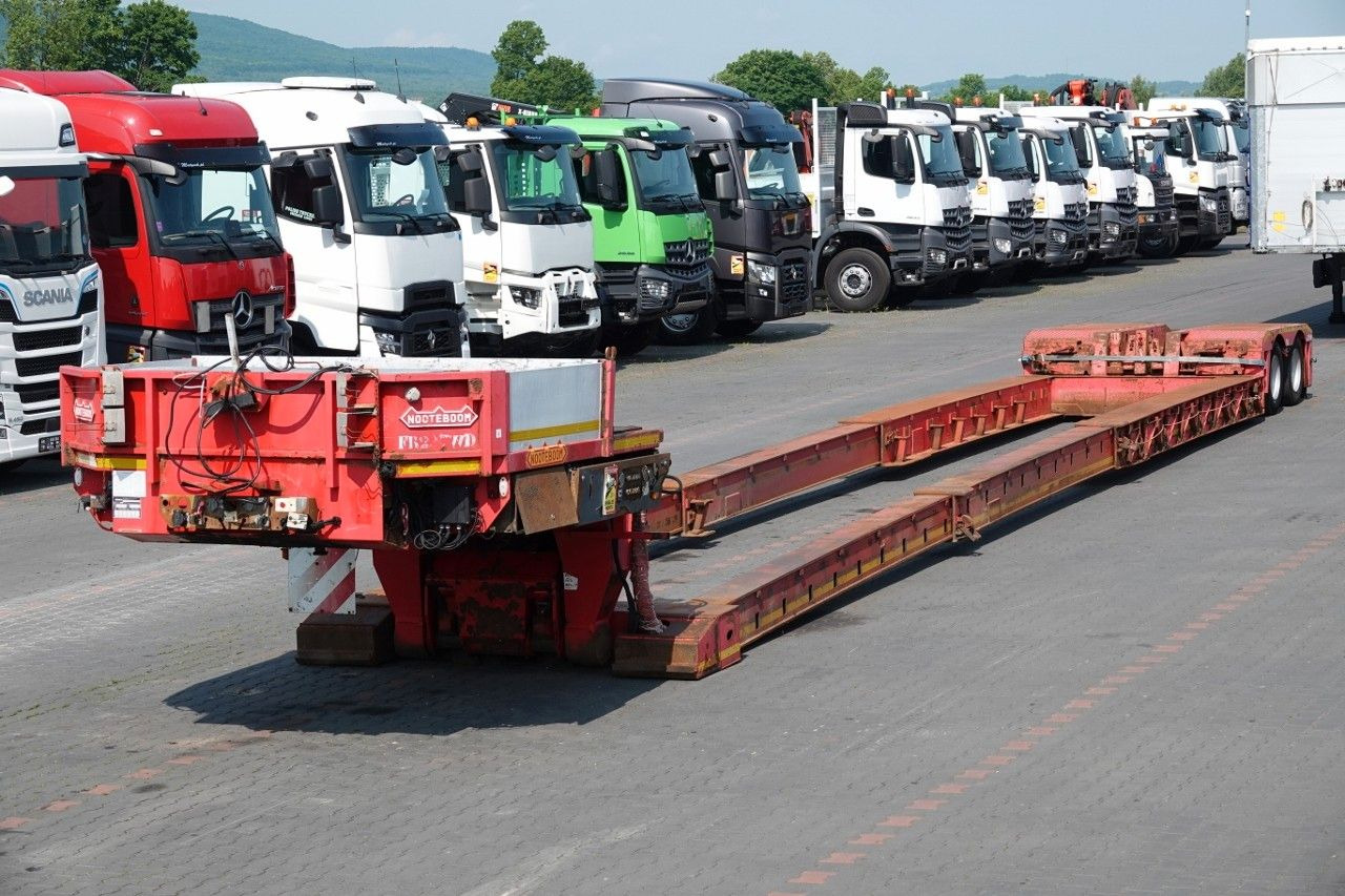 Nooteboom TIEFBET ODPINANA / NISKOPODWOZIE / ROZCIĄGANA / - Puspiekabe zema profila platforma: foto 1 Nooteboom TIEFBET ODPINANA / NISKOPODWOZIE / ROZCIĄGANA / - Puspiekabe zema profila platforma: foto 1