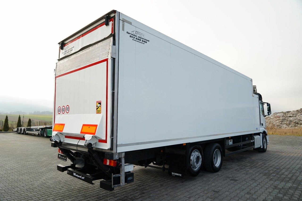 Scania ACTROS 2542 / 6X2 / CHŁODNIA / SOLÓWKA / AGREGAT - Kravas automašīna refrižerators: foto 4 Scania ACTROS 2542 / 6X2 / CHŁODNIA / SOLÓWKA / AGREGAT - Kravas automašīna refrižerators: foto 4