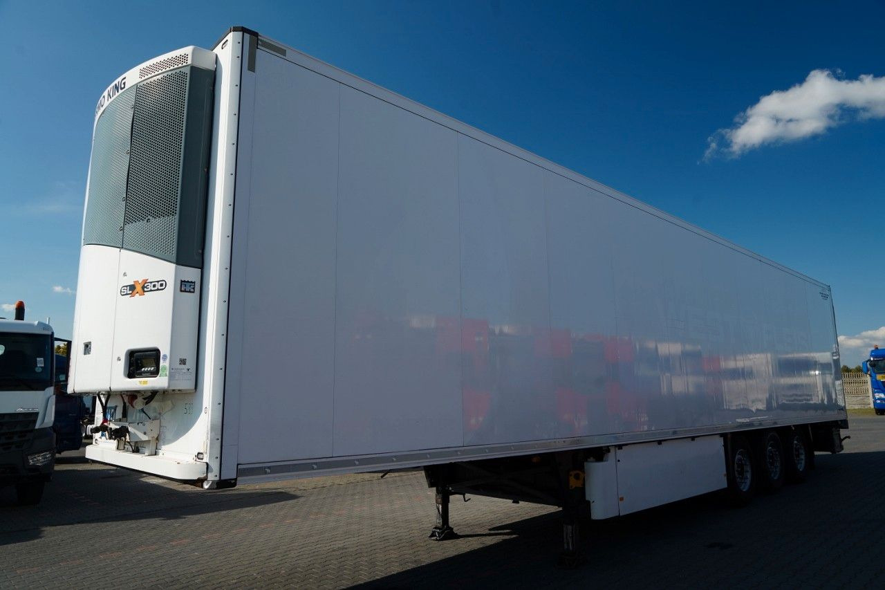 Schmitz Cargobull / CHŁODNIA / THERMO KING SLX 300 / HAKÓWKA / OŚ - Puspiekabe refrižerators: foto 2 Schmitz Cargobull / CHŁODNIA / THERMO KING SLX 300 / HAKÓWKA / OŚ - Puspiekabe refrižerators: foto 2