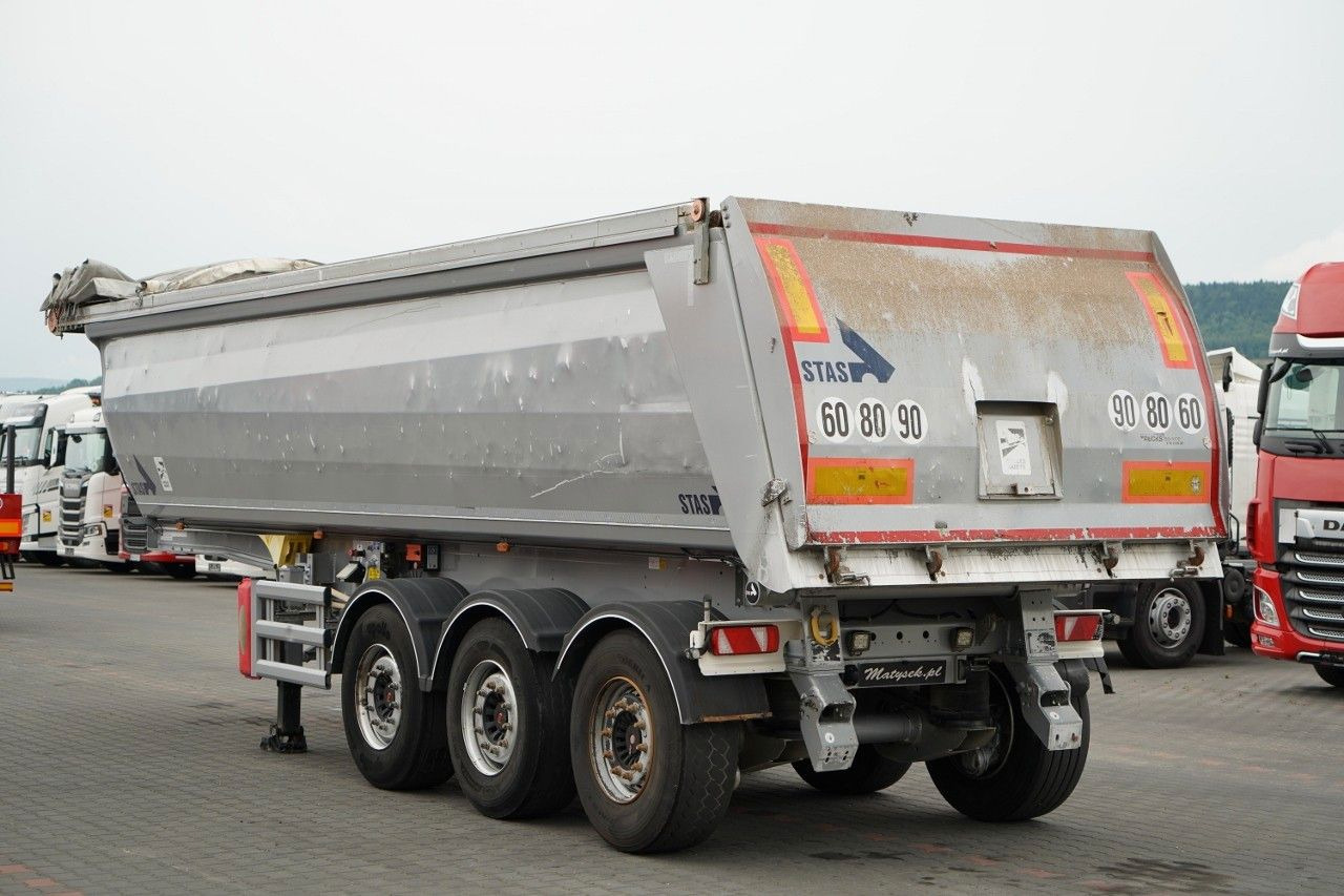 Stas WYWROTKA / 26m3 / ALUMINIOWA / OŚ PONOSZONA / S - Puspiekabe pašizgāzējs: foto 3 Stas WYWROTKA / 26m3 / ALUMINIOWA / OŚ PONOSZONA / S - Puspiekabe pašizgāzējs: foto 3