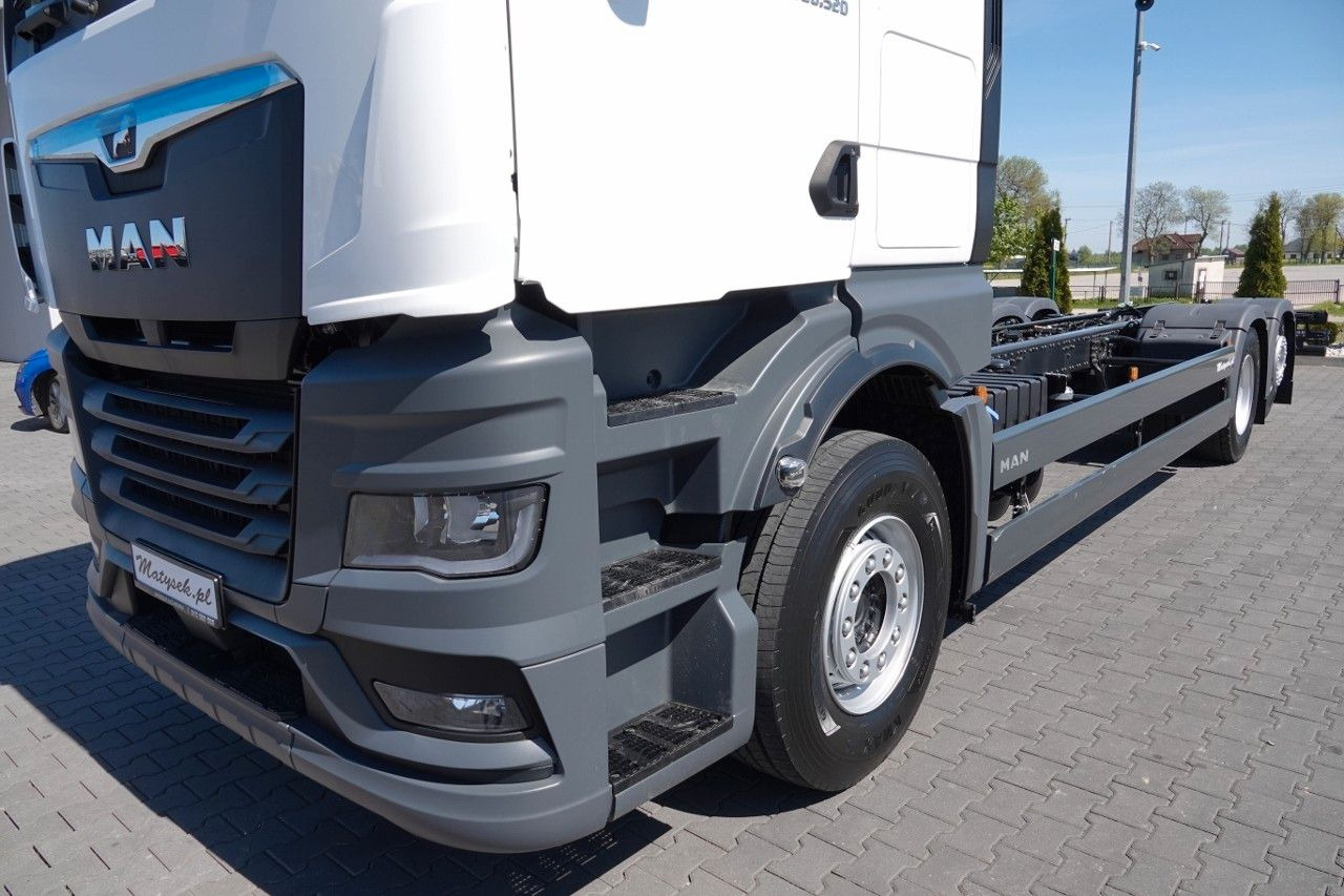 Vilcējs MAN TGX 26.520 / 6x2 / RAMA DŁ. 9,1M / OŚ PODNOSZONA: foto 6