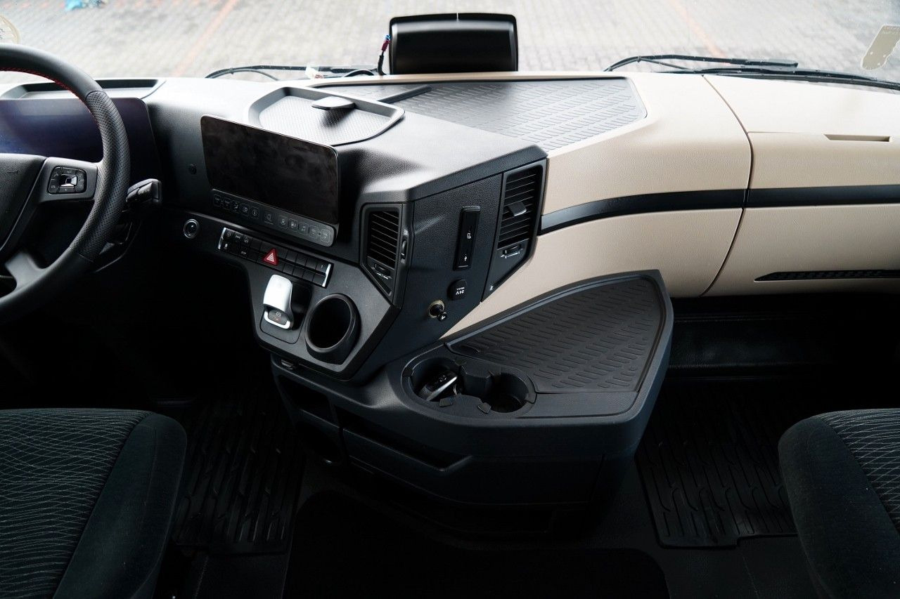 Mercedes-Benz ACTROS 1845 / BIG SPACE / 2020 līzingu Mercedes-Benz ACTROS 1845 / BIG SPACE / 2020: foto 32