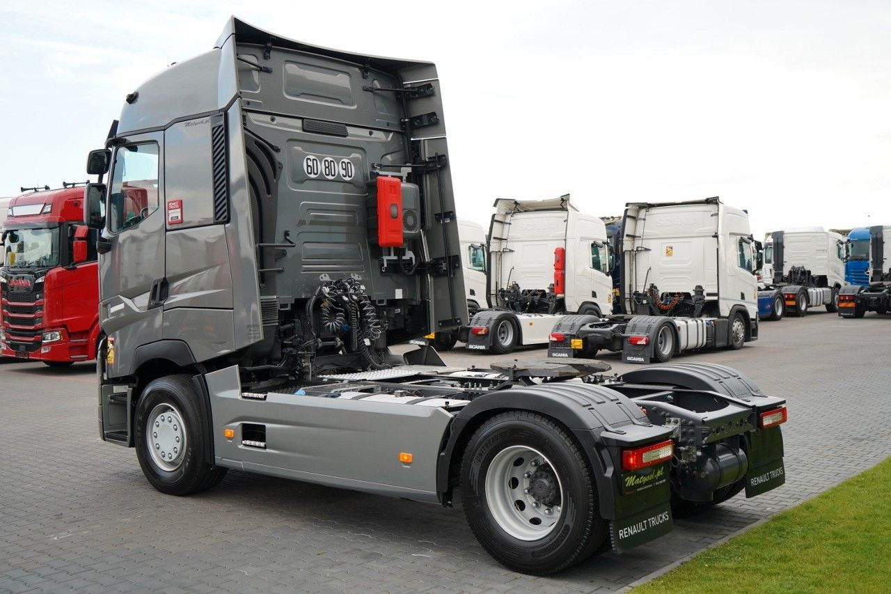 Renault T480 / 13 L / RETARDER / I-PARK COOL / OPONY Renault T480 / 13 L / RETARDER / I-PARK COOL / OPONY - Vilcējs: foto 4 Renault T480 / 13 L / RETARDER / I-PARK COOL / OPONY Renault T480 / 13 L / RETARDER / I-PARK COOL / OPONY - Vilcējs: foto 4