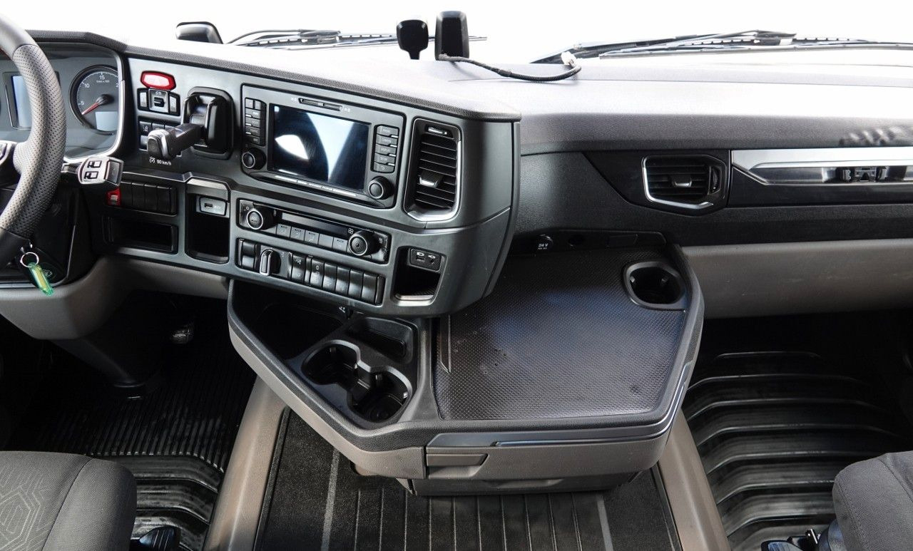 Vilcējs Scania R 450 / RETARDER / OPONY 100% / PO KONTRAKCIE SE: foto 16