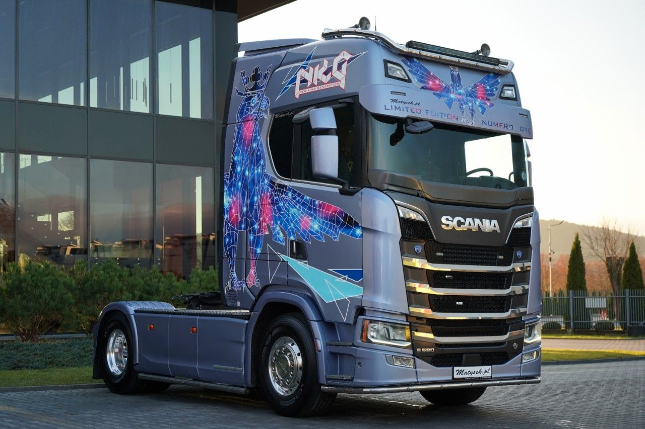 Scania S 580 / V8 / ORGINALNA EDYCJA LIMITED / NR 010 / - Vilcējs: foto 5 Scania S 580 / V8 / ORGINALNA EDYCJA LIMITED / NR 010 / - Vilcējs: foto 5