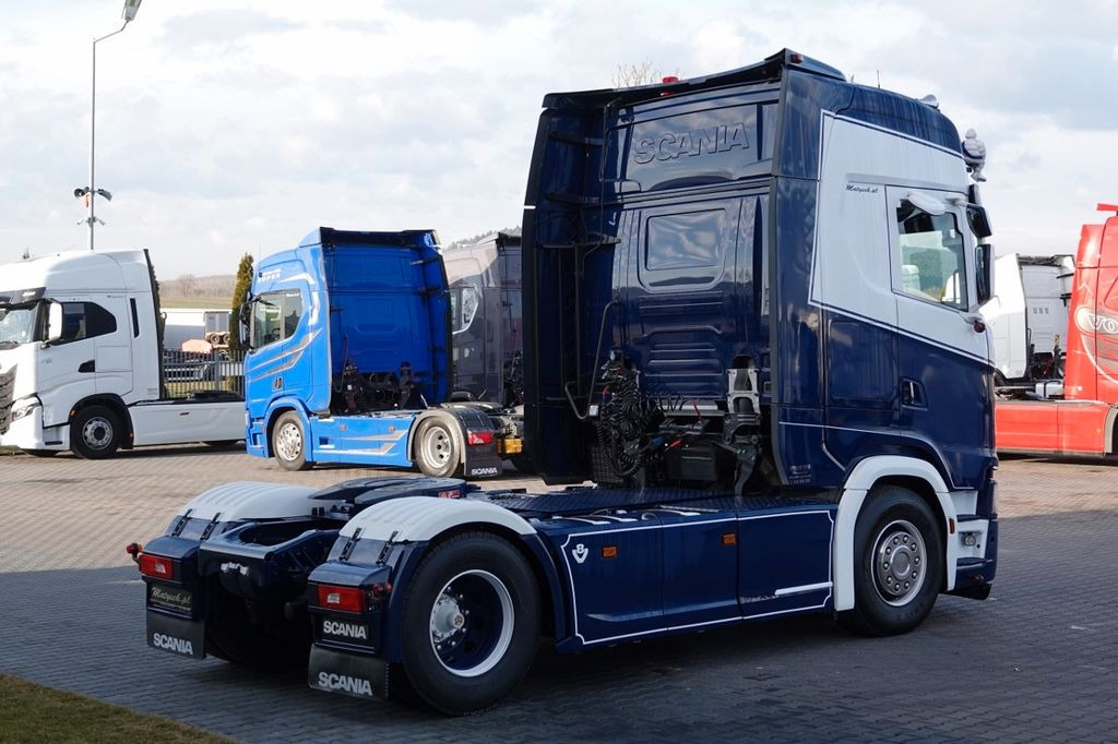 Scania S 580 / V8 / RETARDER / FULL AIRMATIC / I-PARK C - Vilcējs: foto 5 Scania S 580 / V8 / RETARDER / FULL AIRMATIC / I-PARK C - Vilcējs: foto 5