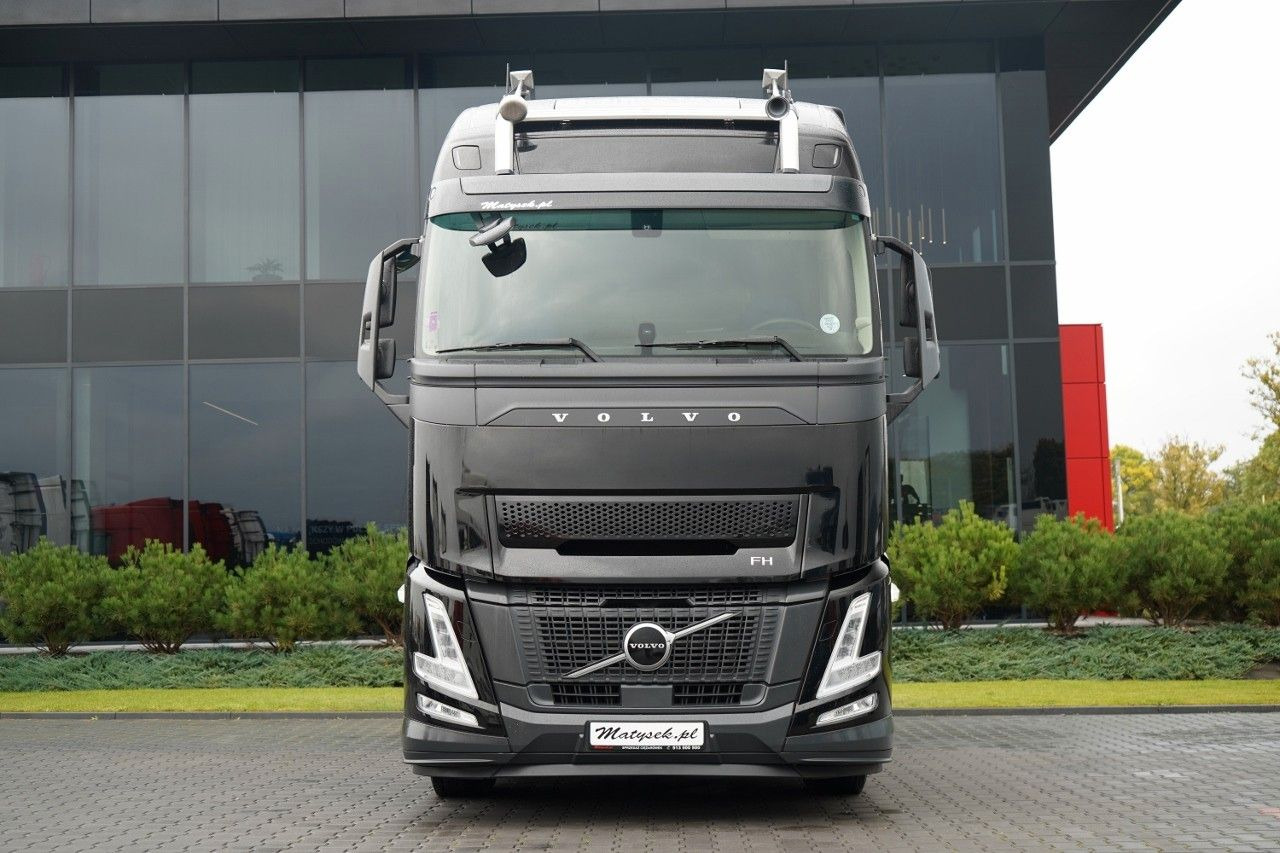 Volvo FH 500 / 2025 ROK / 91 TYS KM / XXL / I-SHIFT - Vilcējs: foto 3 Volvo FH 500 / 2025 ROK / 91 TYS KM / XXL / I-SHIFT - Vilcējs: foto 3