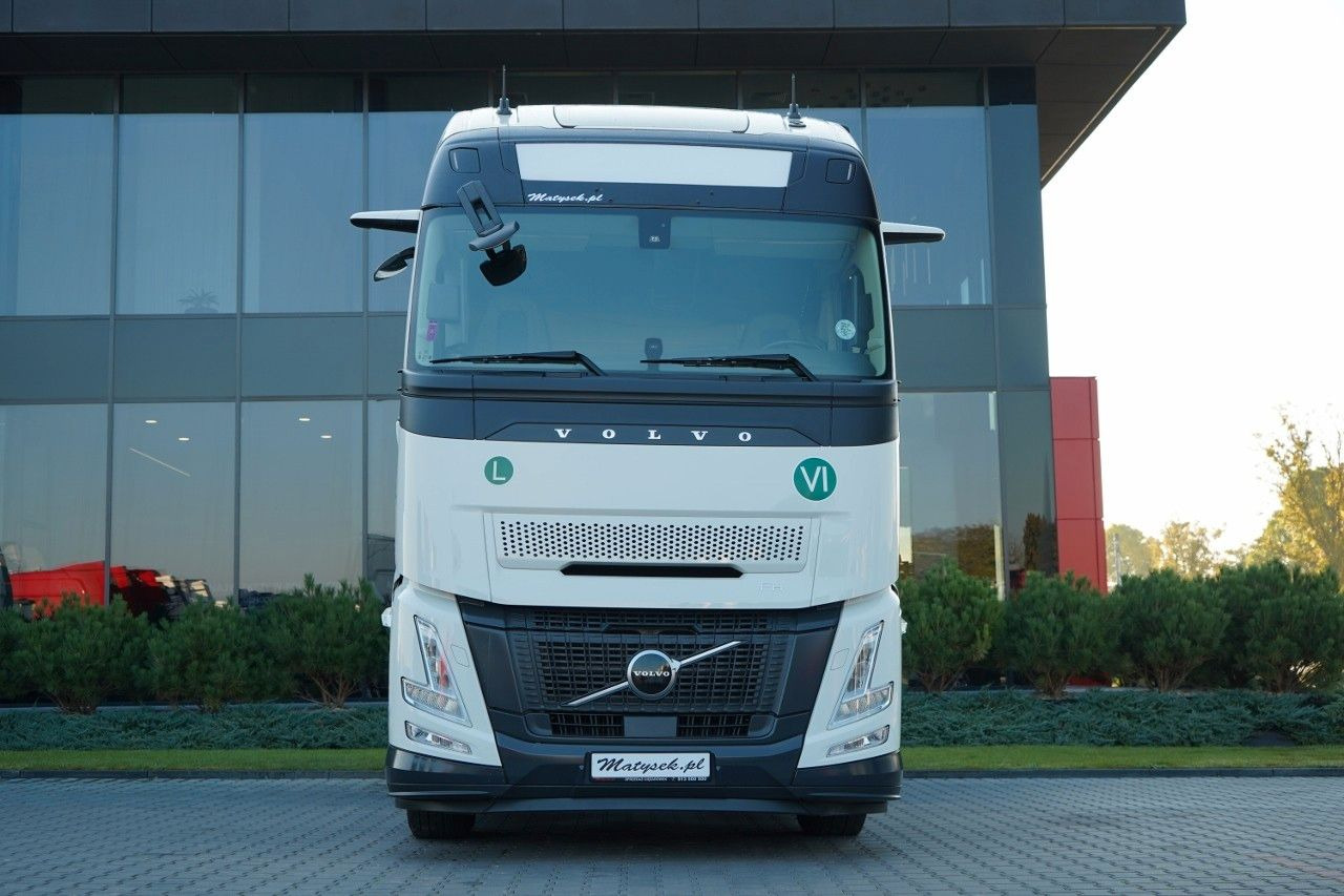 Volvo FH 500 AERO / 2025 ROK / I-SAVE / XXL / GWARANCJ - Vilcējs: foto 3 Volvo FH 500 AERO / 2025 ROK / I-SAVE / XXL / GWARANCJ - Vilcējs: foto 3