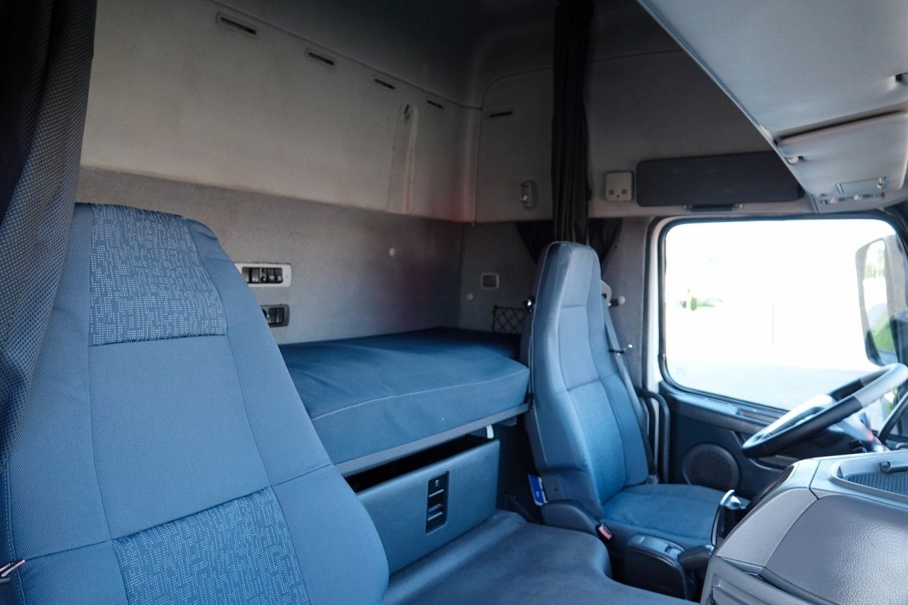 Vilcējs Volvo FM 450 / ADR / ALUFELGI / WAGA: 6900KG / EURO 5: foto 16