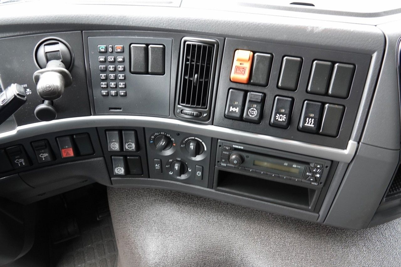 Jaunā Vilcējs Volvo FM 450 / ADR / ALUFELGI / WAGA: 6900KG / EURO 5: foto 12 Jaunā Vilcējs Volvo FM 450 / ADR / ALUFELGI / WAGA: 6900KG / EURO 5: foto 12