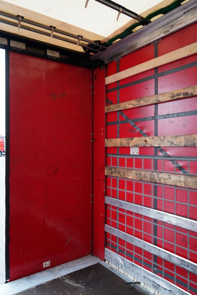 Kravas automašīna ar tentu Volvo FH 460 / I-SAVE / ZESTAW TANDEM 120 M3 / PRZEJAZ: foto 10