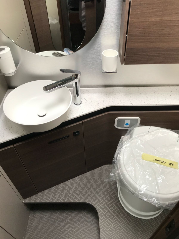 Jaunā Integrēts kemperis ADRIA Super Sonic 890 LC: foto 12