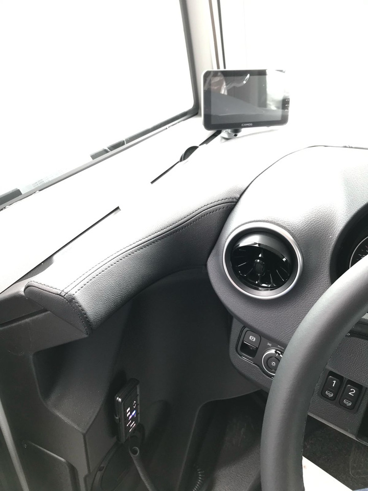 Jaunā Integrēts kemperis ADRIA Super Sonic 890 LC: foto 8