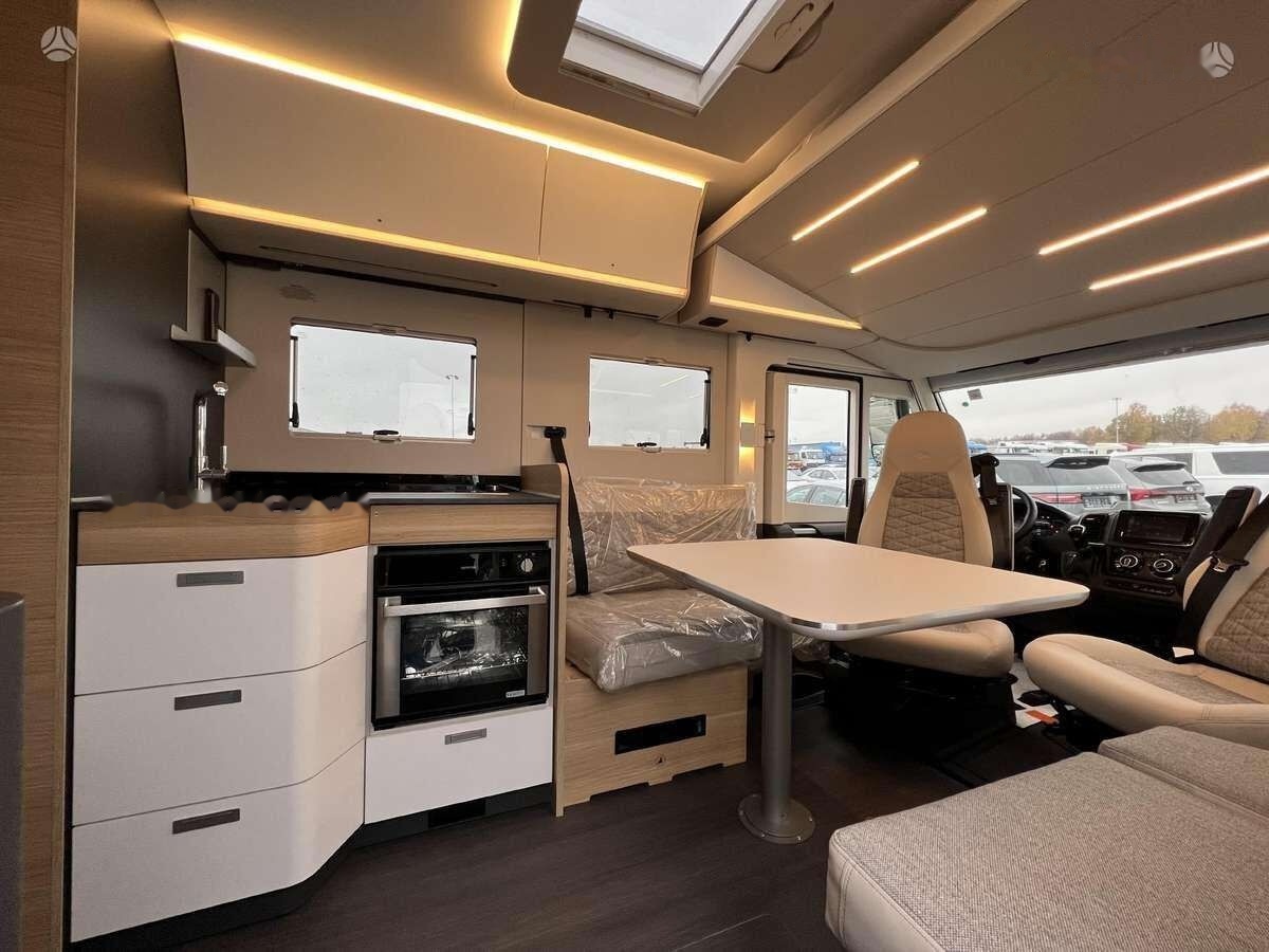 Adria Sonic Plus 700DC - Integrēts kemperis: foto 5 Adria Sonic Plus 700DC - Integrēts kemperis: foto 5