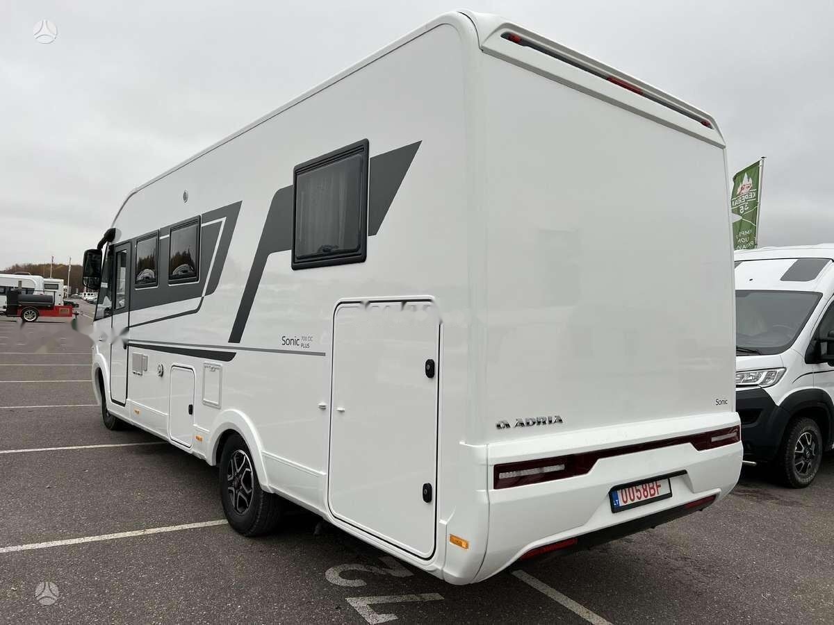 Adria Sonic Plus 700DC - Integrēts kemperis: foto 3 Adria Sonic Plus 700DC - Integrēts kemperis: foto 3