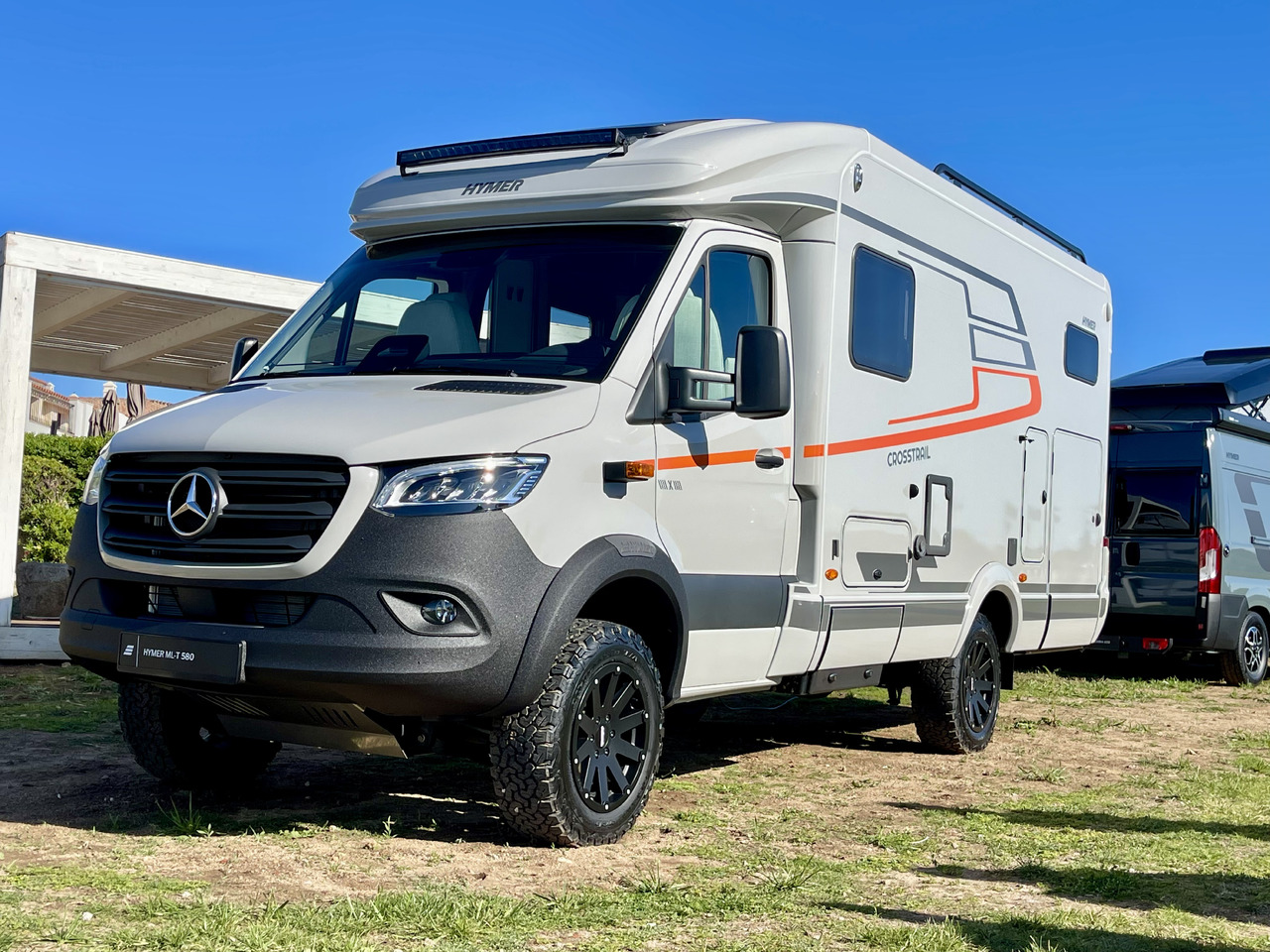 HYMER / ERIBA Cross Trail - Daļēji integrētais kemperis: foto 2 HYMER / ERIBA Cross Trail - Daļēji integrētais kemperis: foto 2