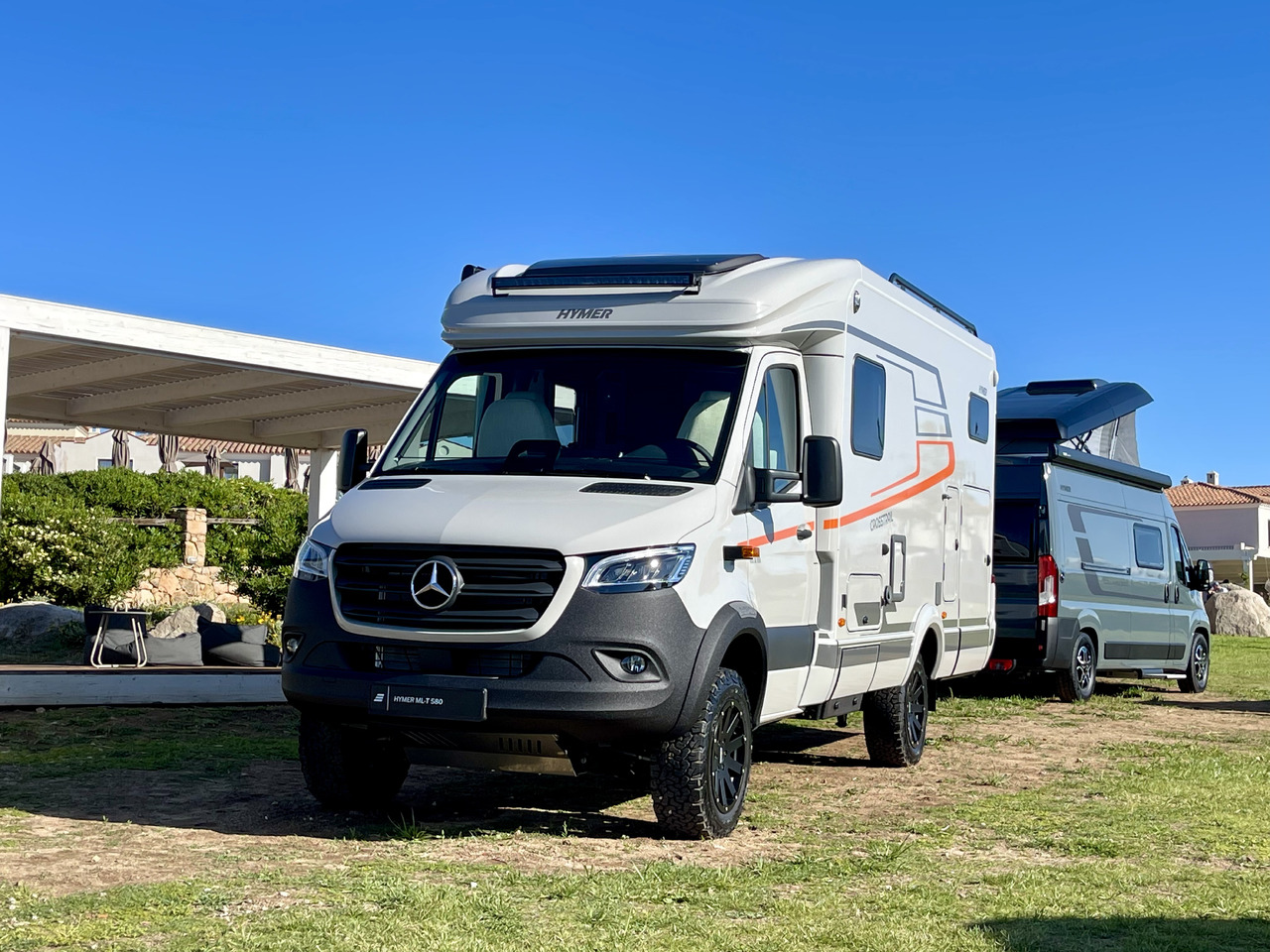HYMER / ERIBA Cross Trail - Daļēji integrētais kemperis: foto 1 HYMER / ERIBA Cross Trail - Daļēji integrētais kemperis: foto 1