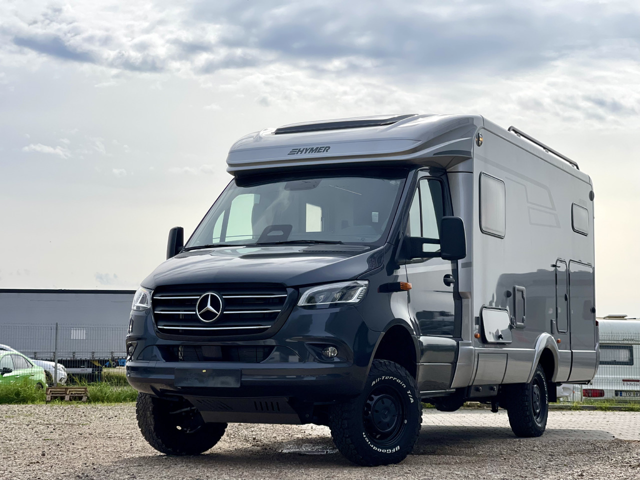 HYMER / ERIBA MLT 580 4x4 - Daļēji integrētais kemperis: foto 2 HYMER / ERIBA MLT 580 4x4 - Daļēji integrētais kemperis: foto 2