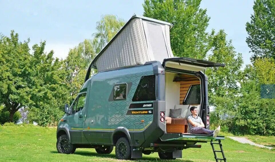 Hymer Venture S - Daļēji integrētais kemperis: foto 1 Hymer Venture S - Daļēji integrētais kemperis: foto 1