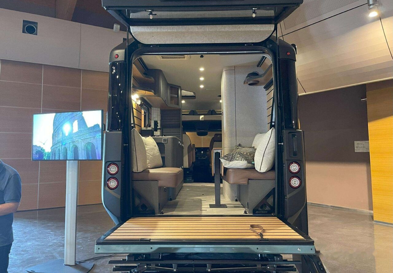 Hymer Venture S - Daļēji integrētais kemperis: foto 4 Hymer Venture S - Daļēji integrētais kemperis: foto 4