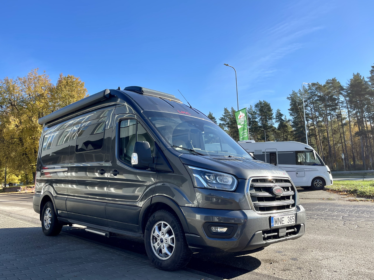 LCM Innovan 590 - Auto kemperis: foto 1 LCM Innovan 590 - Auto kemperis: foto 1