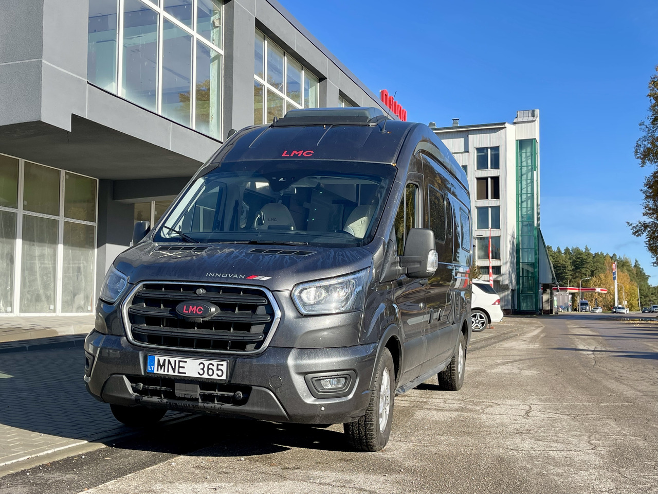 LCM Innovan 590 - Auto kemperis: foto 2 LCM Innovan 590 - Auto kemperis: foto 2